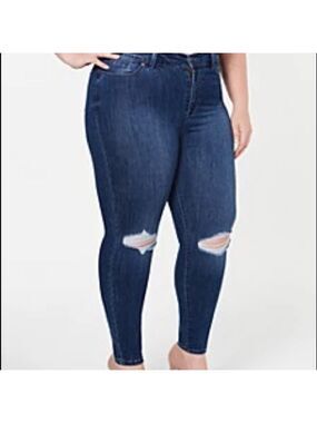 Celebrity Pink High-Rise Distressed Ankle Skinny Jeans